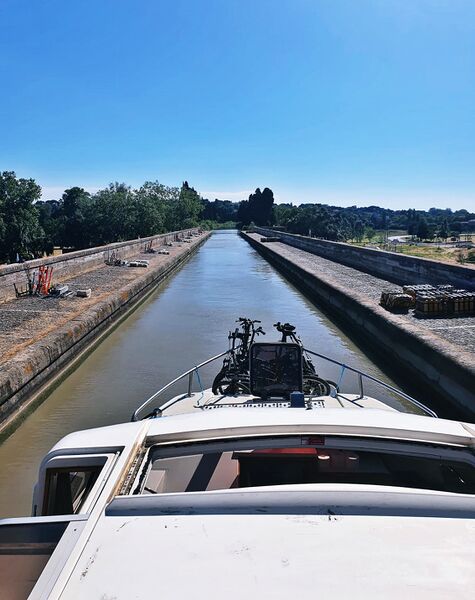 File:Pont-Canal de l'Orb.jpg